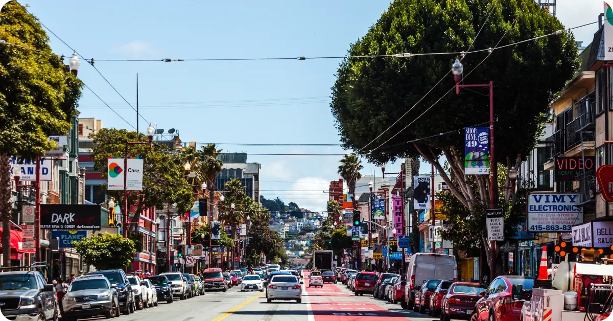 A street view of Mission District in San Francisco