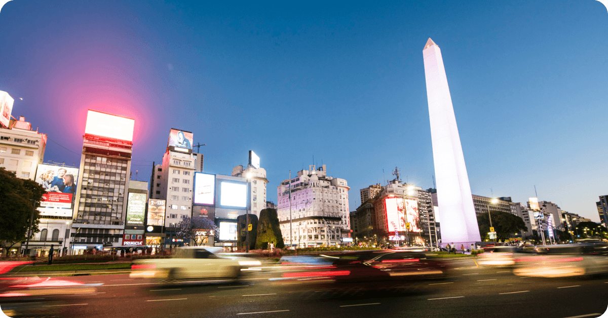 El Obelisco y la Avenida 9 de Julio