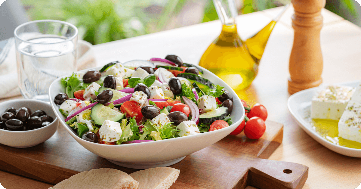 Horiatiki (Greek salad)