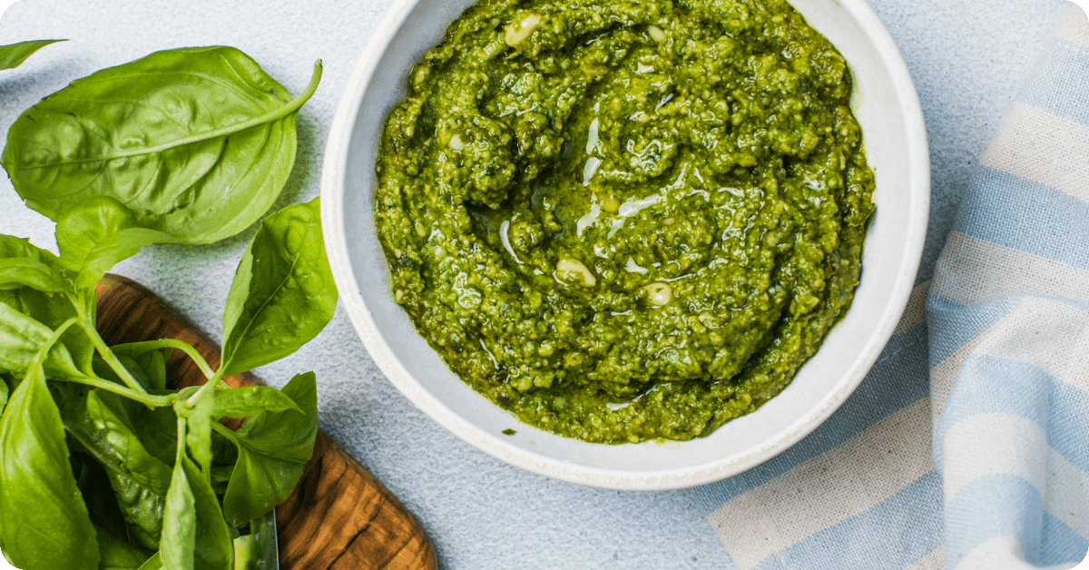 Food in Italy: Pesto